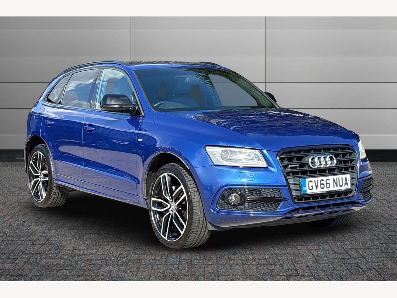Main listing image - Audi Q5