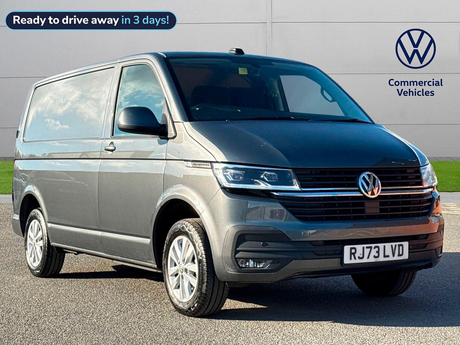 Main listing image - Volkswagen Transporter