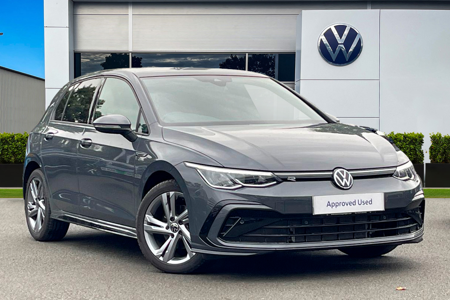 Main listing image - Volkswagen Golf