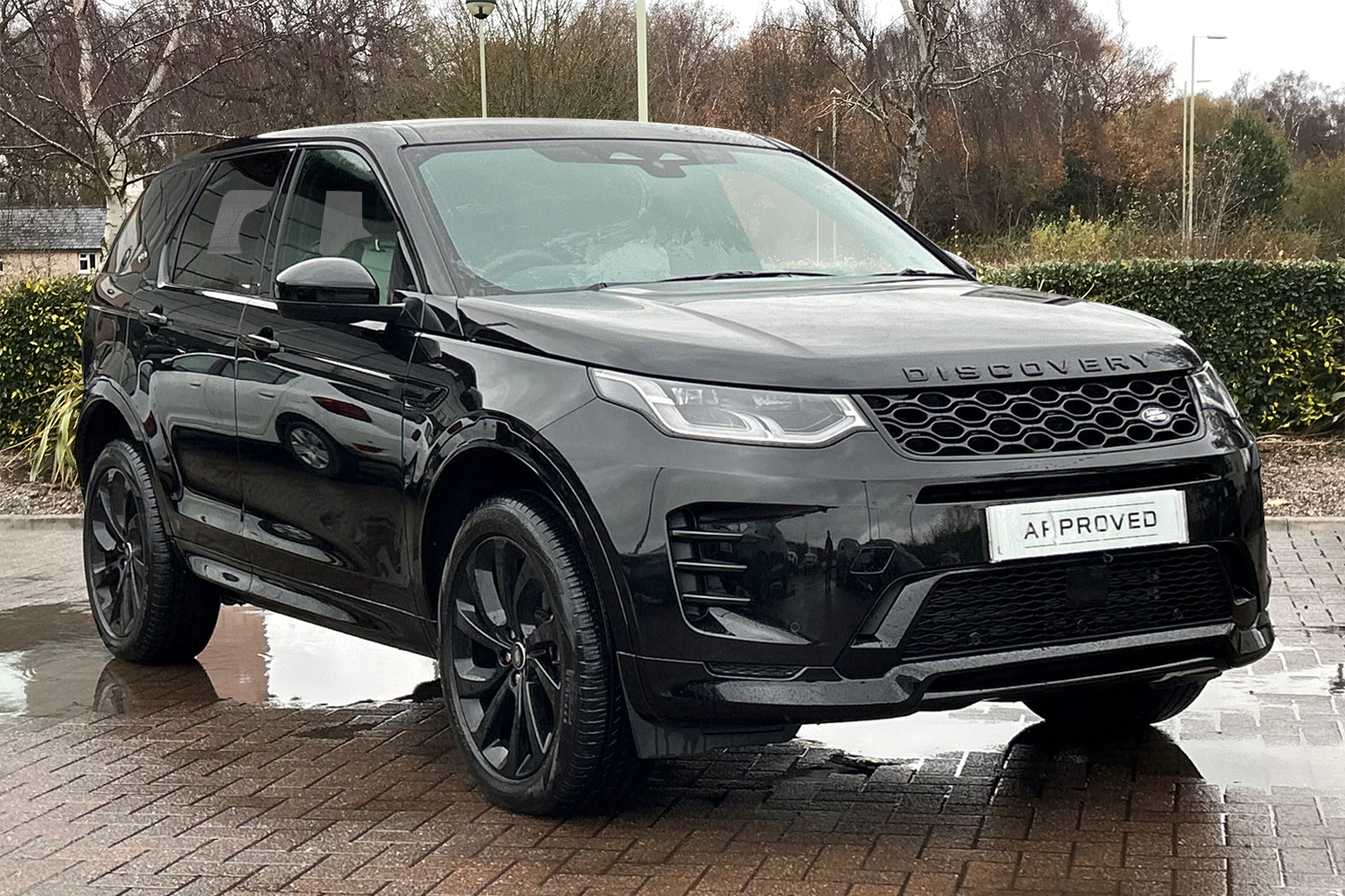 Main listing image - Land Rover Discovery Sport