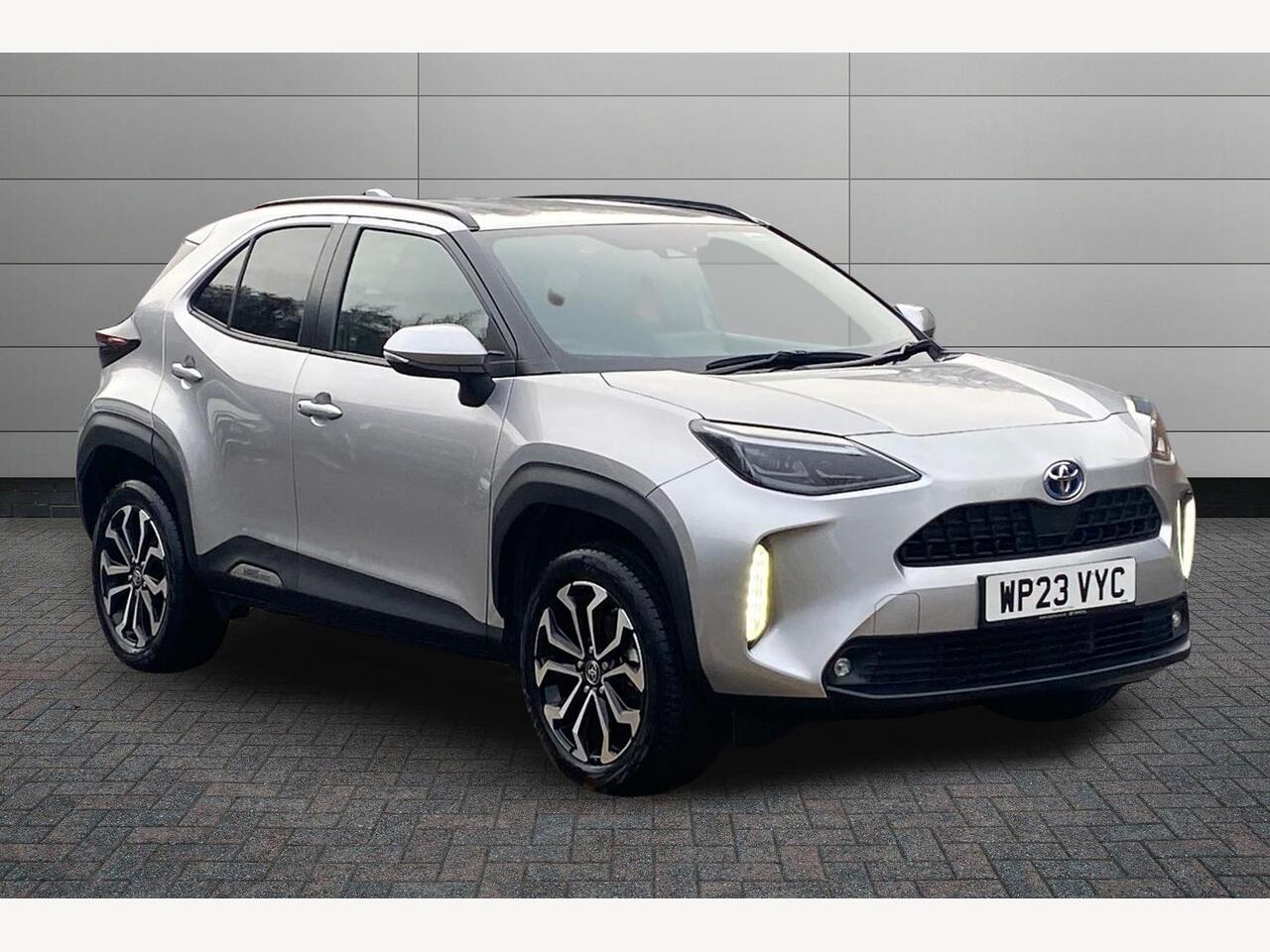 Main listing image - Toyota Yaris Cross
