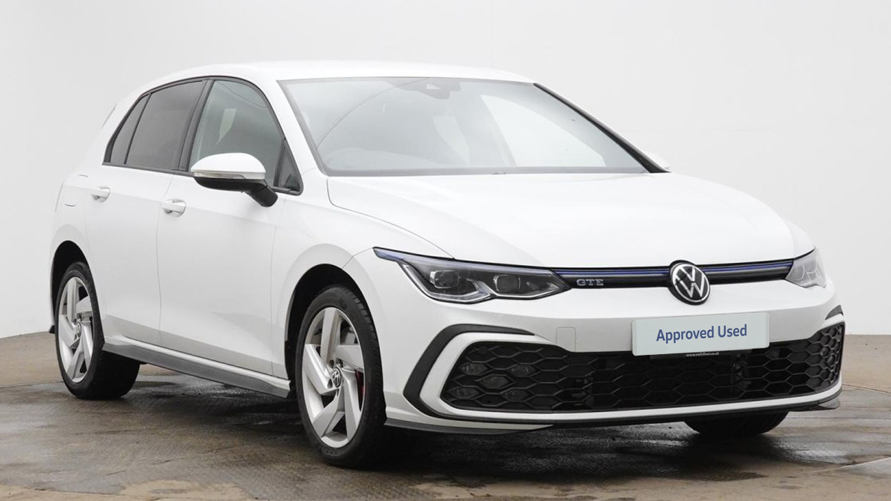 Main listing image - Volkswagen Golf GTE