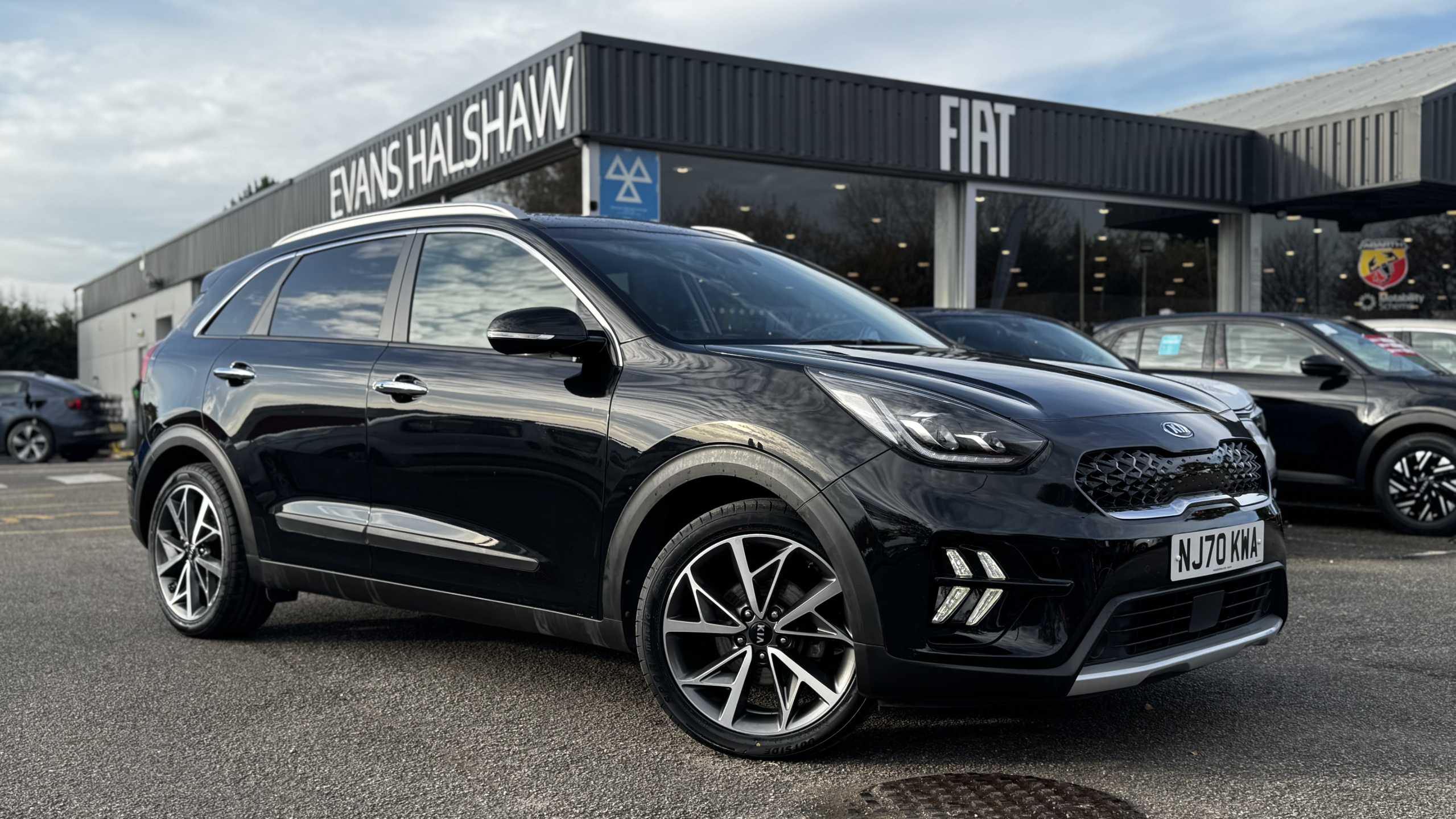 Main listing image - Kia Niro