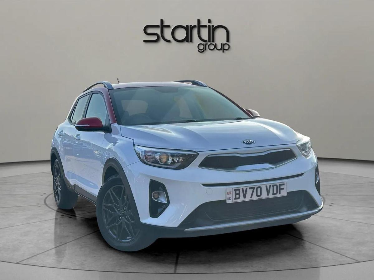Main listing image - Kia Stonic