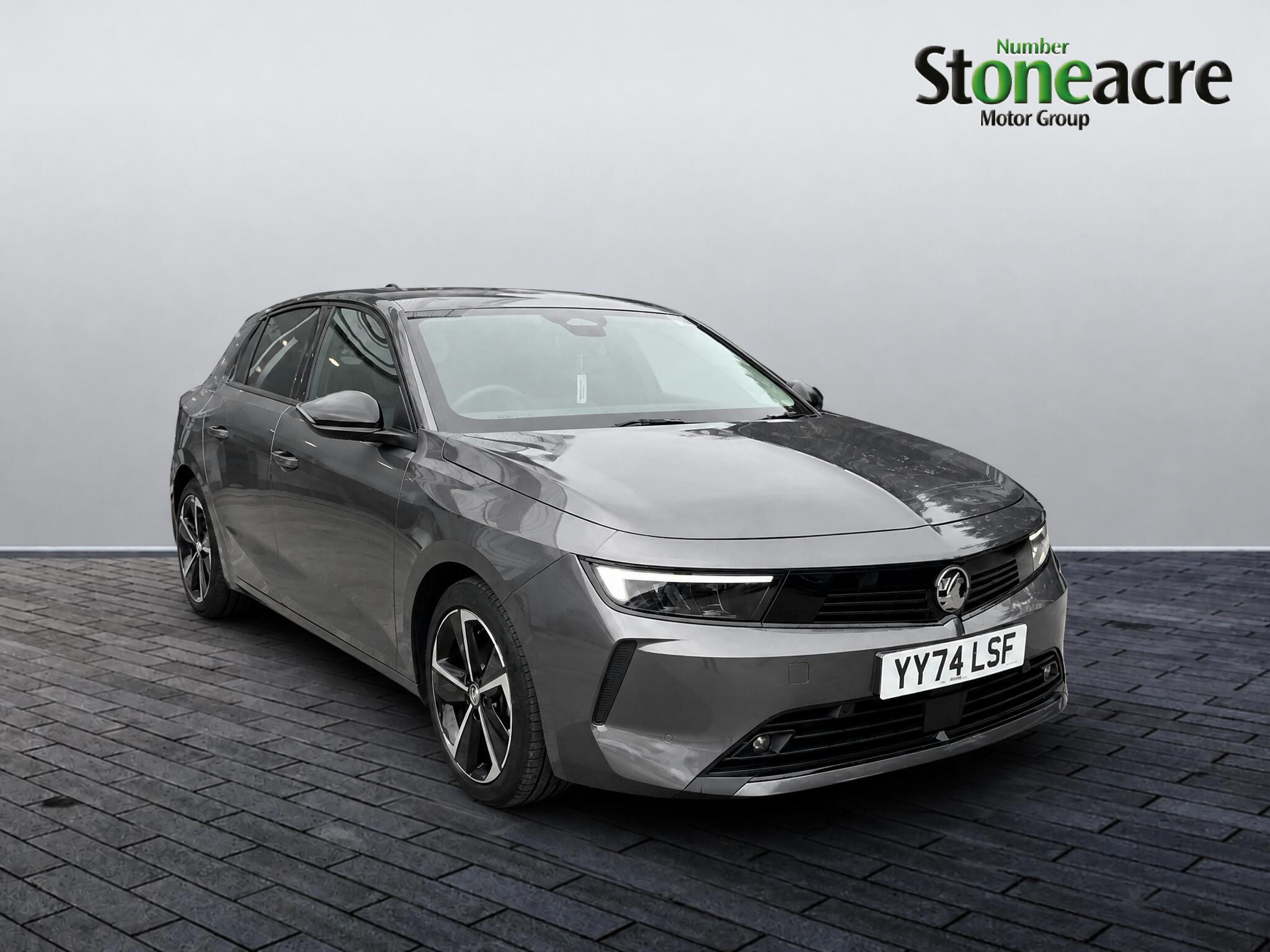 Main listing image - Vauxhall Astra