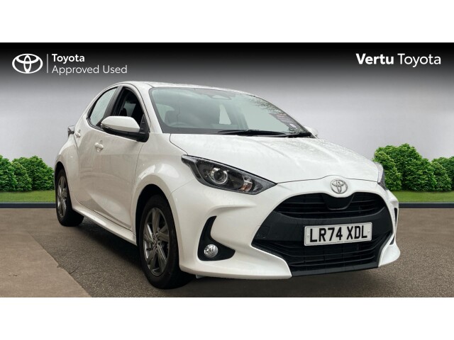 Main listing image - Toyota Yaris