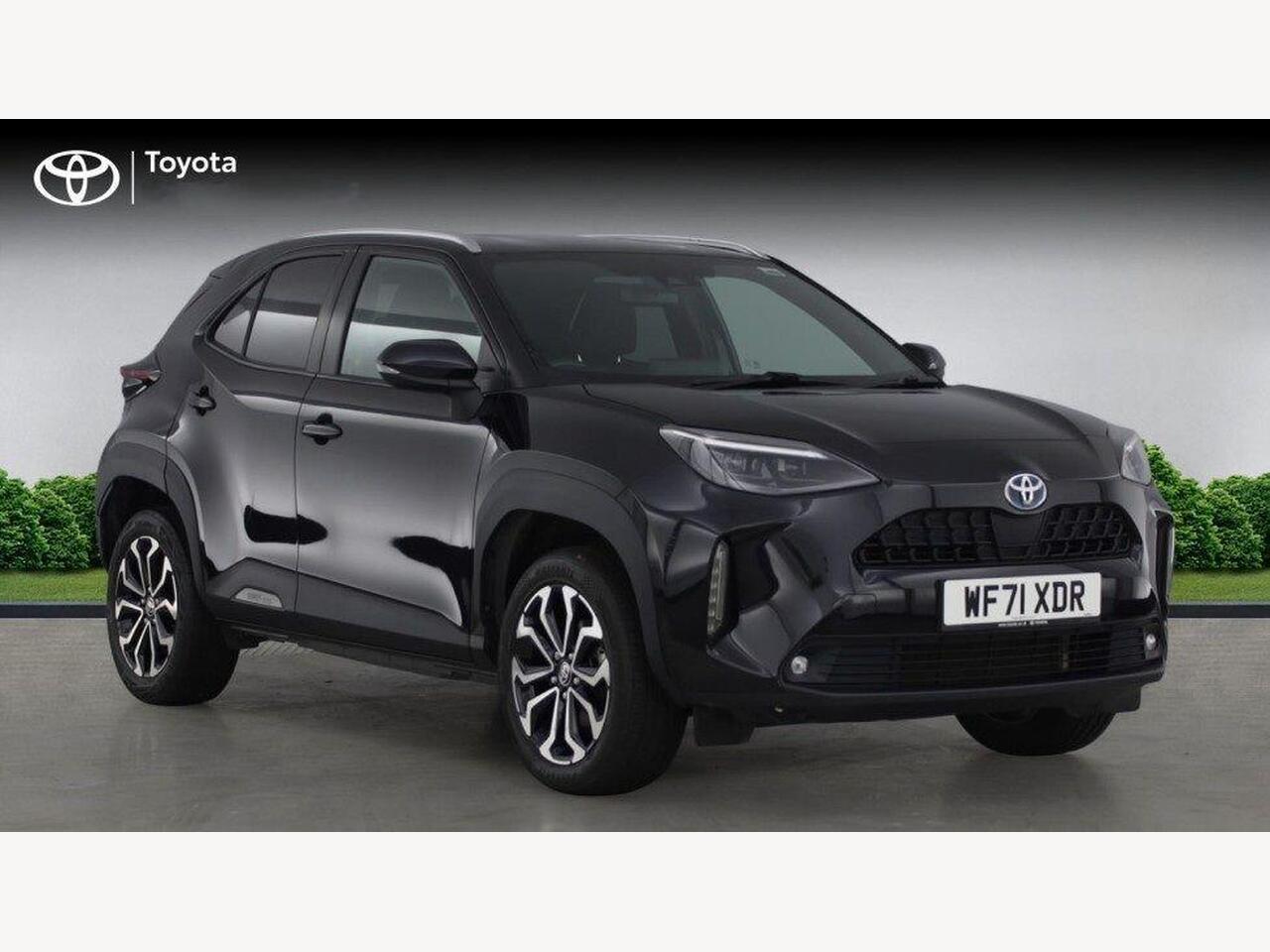 Main listing image - Toyota Yaris Cross