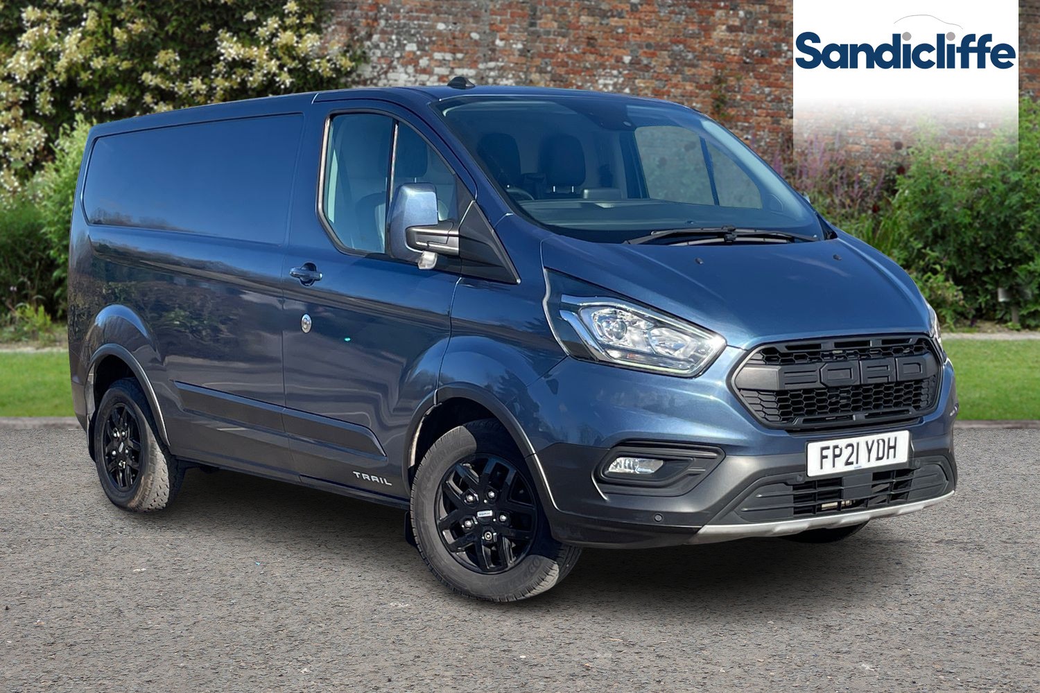 Main listing image - Ford Transit Custom