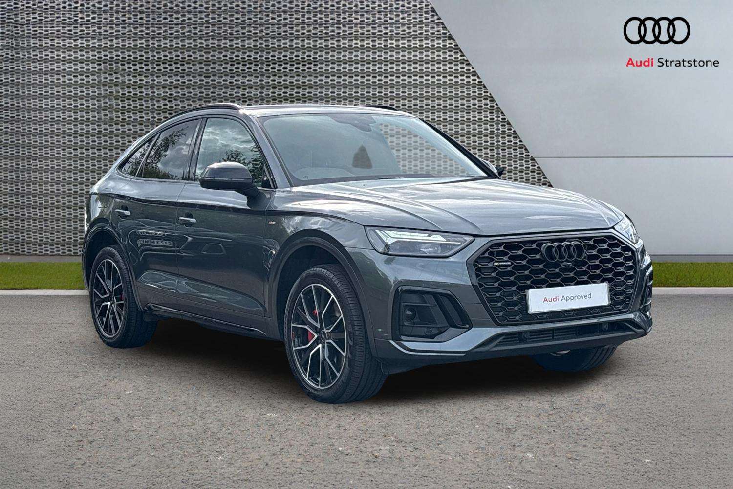 Main listing image - Audi Q5 Sportback