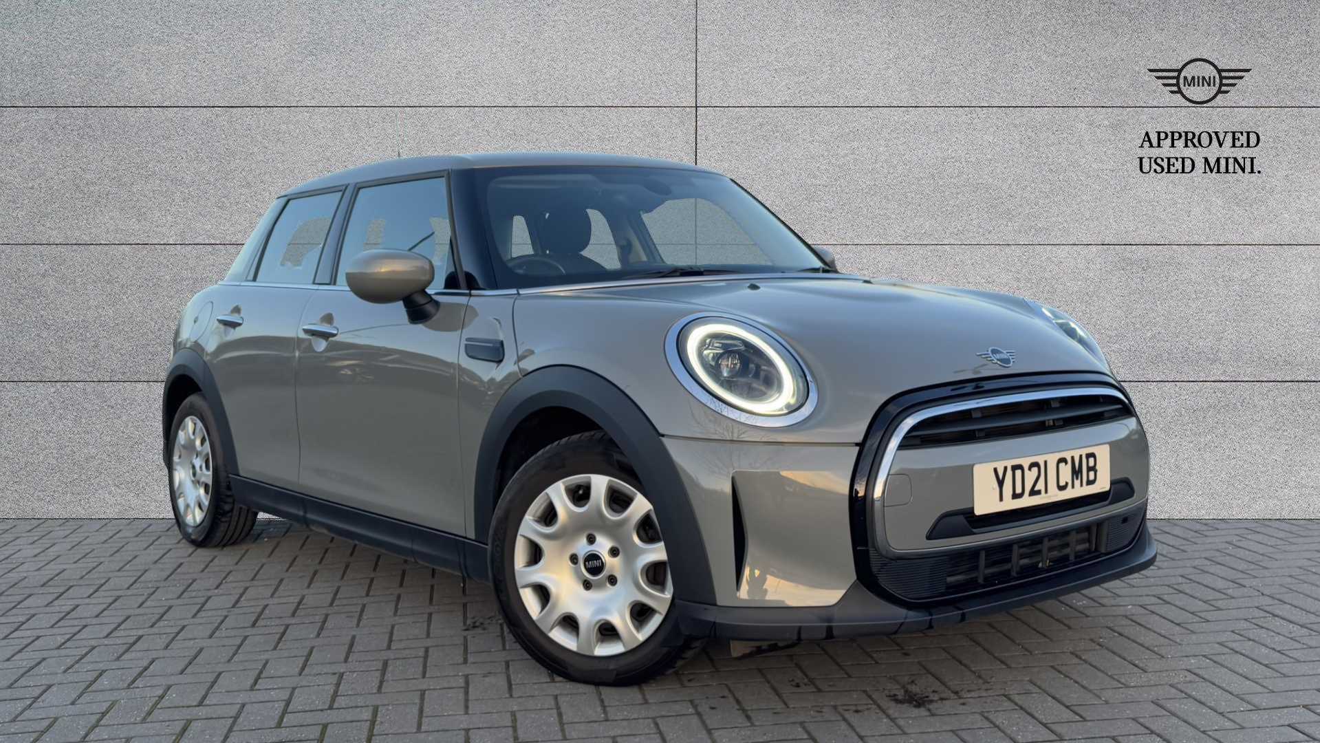 Main listing image - MINI Hatchback 5dr