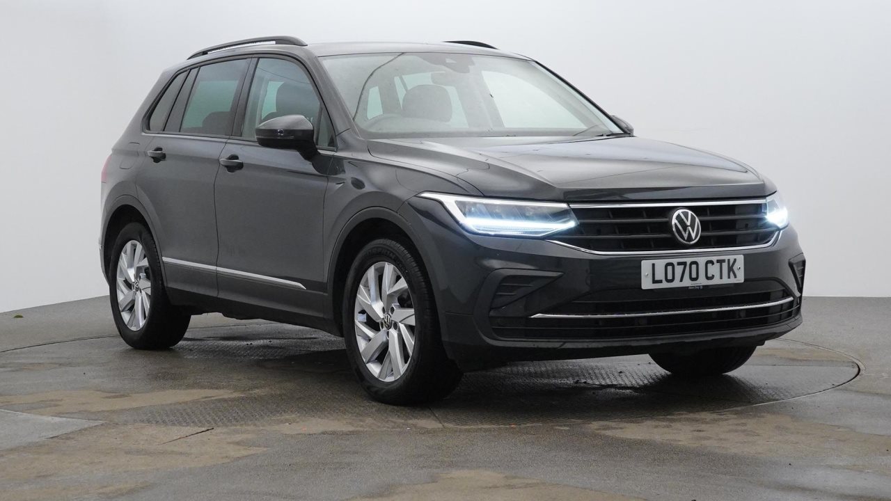 Main listing image - Volkswagen Tiguan