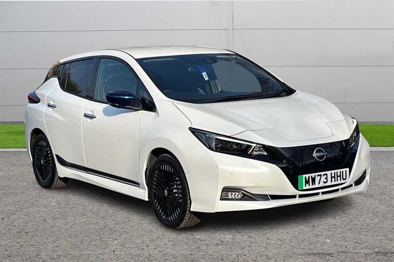 Main listing image - Nissan Leaf