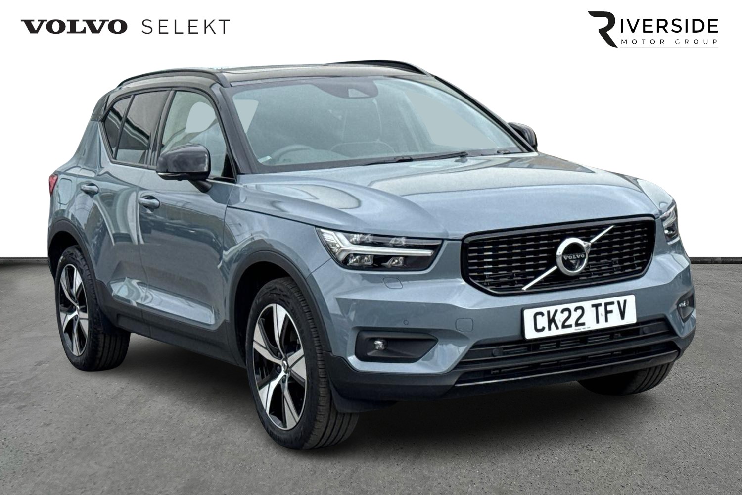 Main listing image - Volvo XC40 Recharge