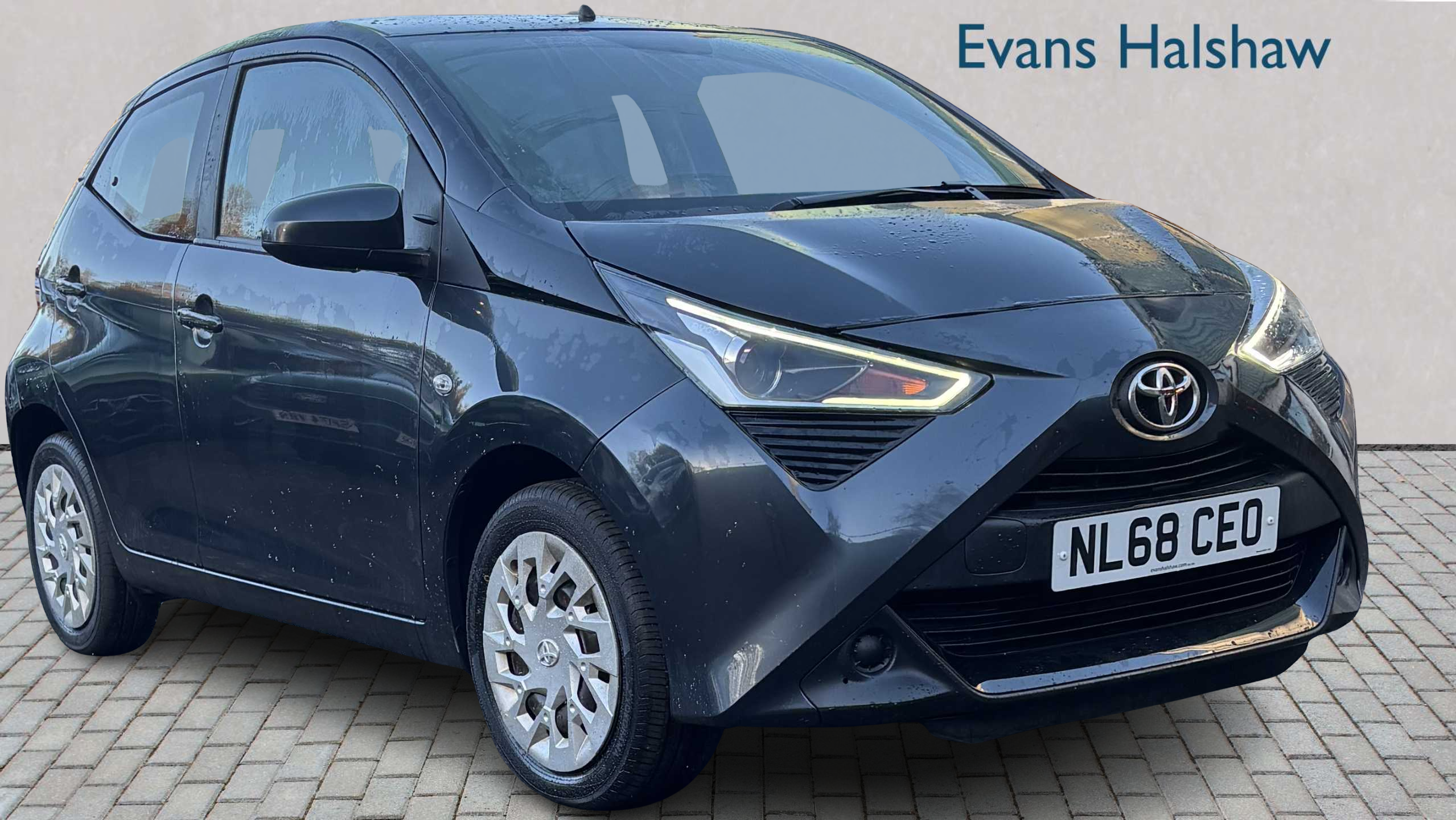 Main listing image - Toyota Aygo