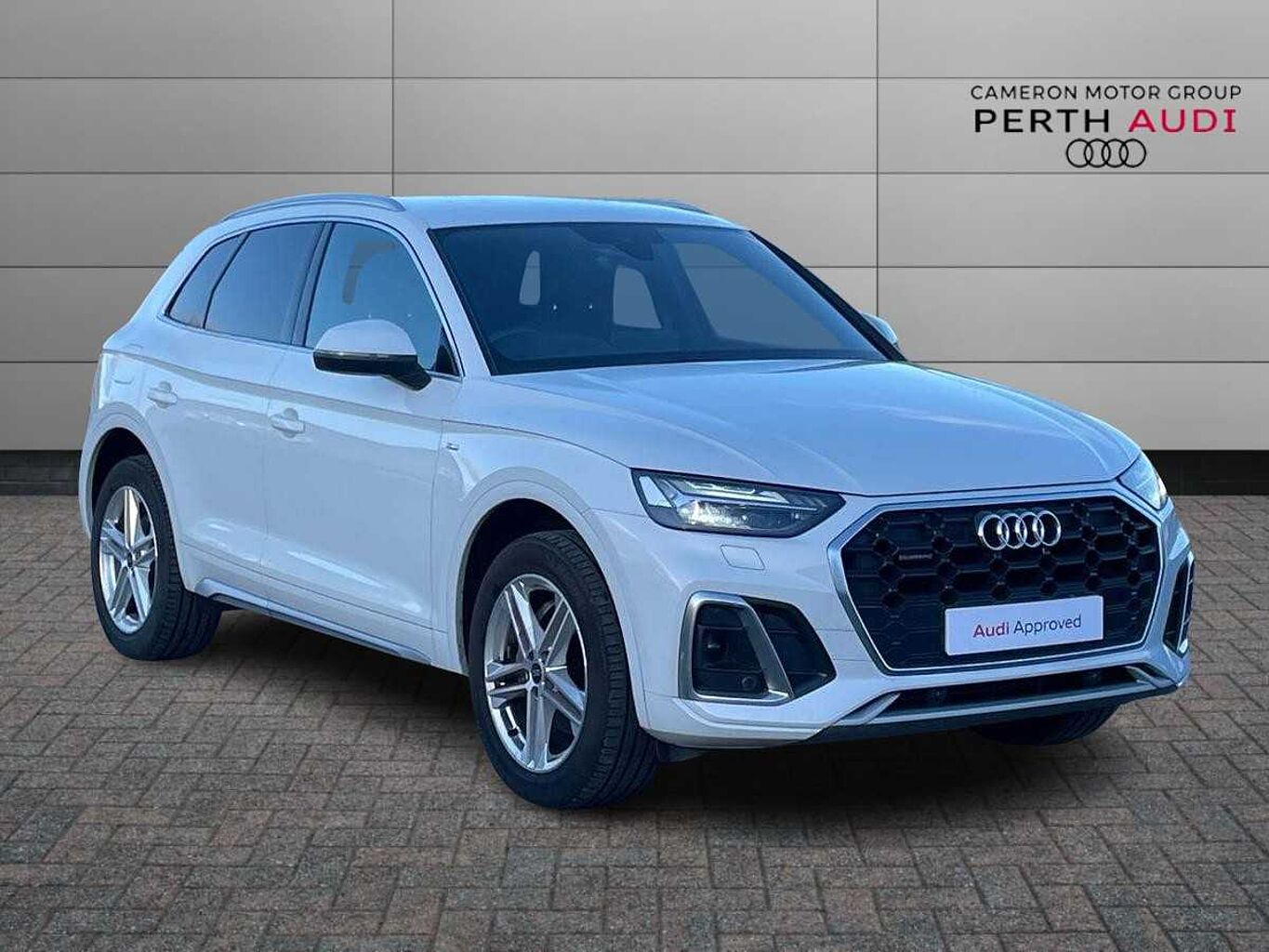 Main listing image - Audi Q5