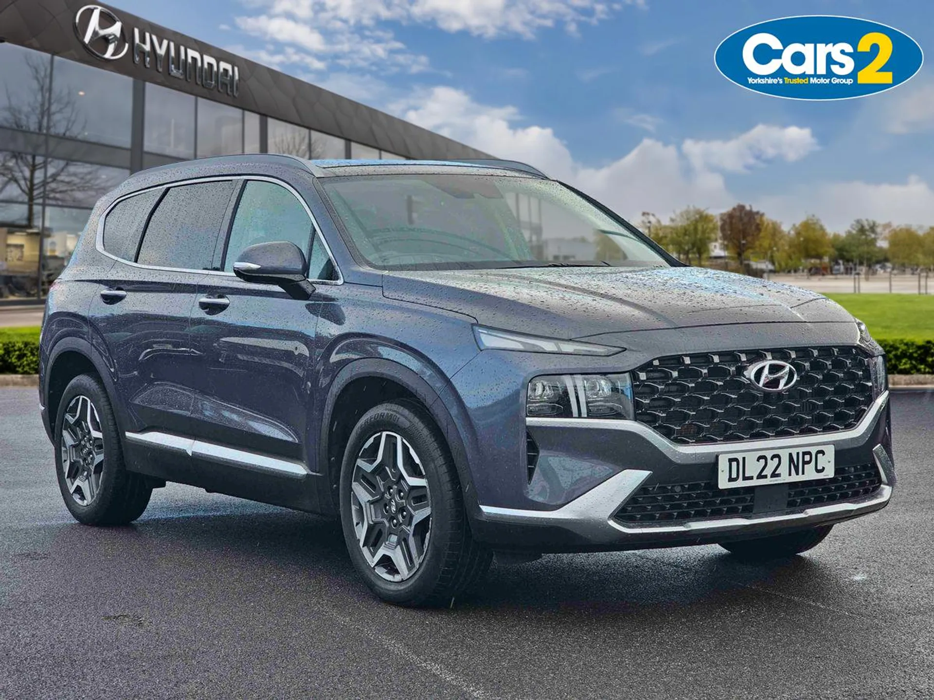 Main listing image - Hyundai Santa Fe