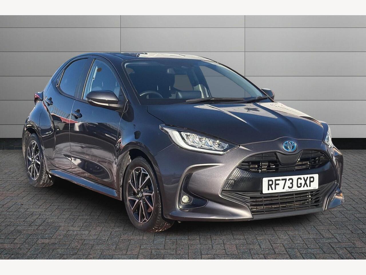 Main listing image - Toyota Yaris