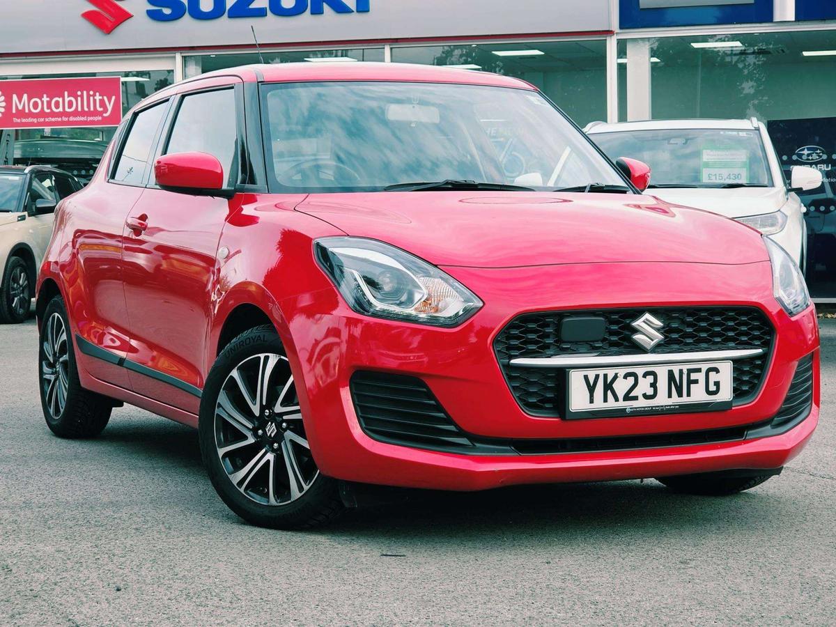 Main listing image - Suzuki Swift