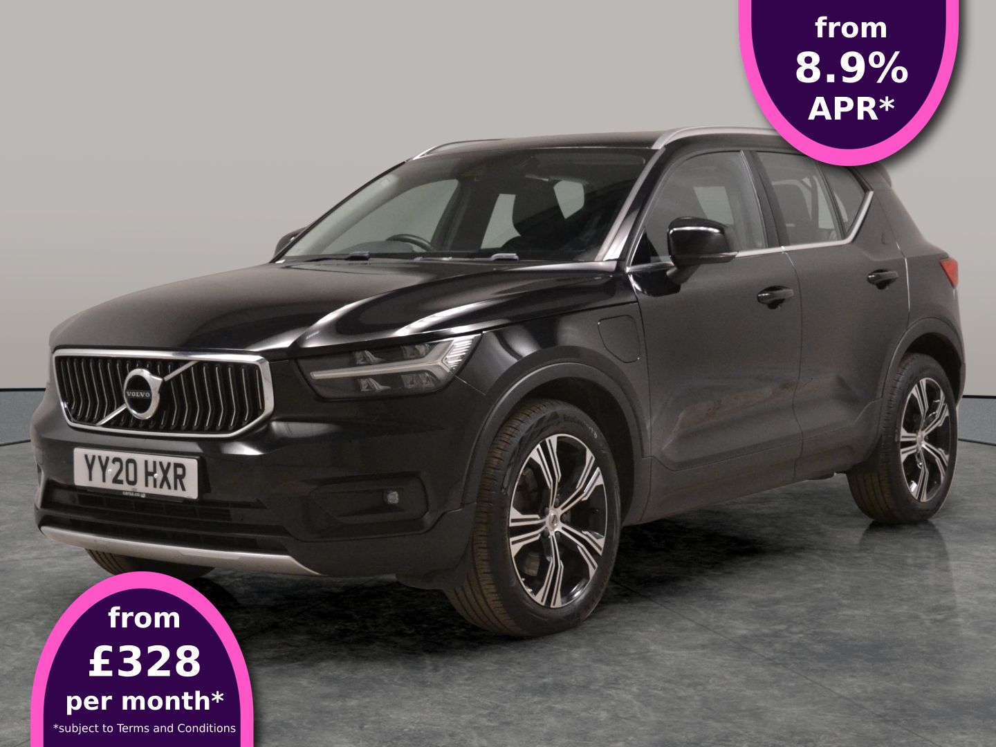 Main listing image - Volvo XC40 Recharge