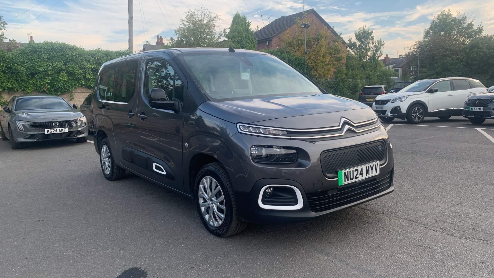 Main listing image - Citroen e-Berlingo