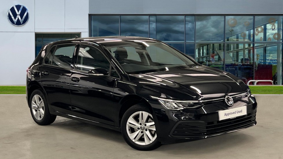 Main listing image - Volkswagen Golf
