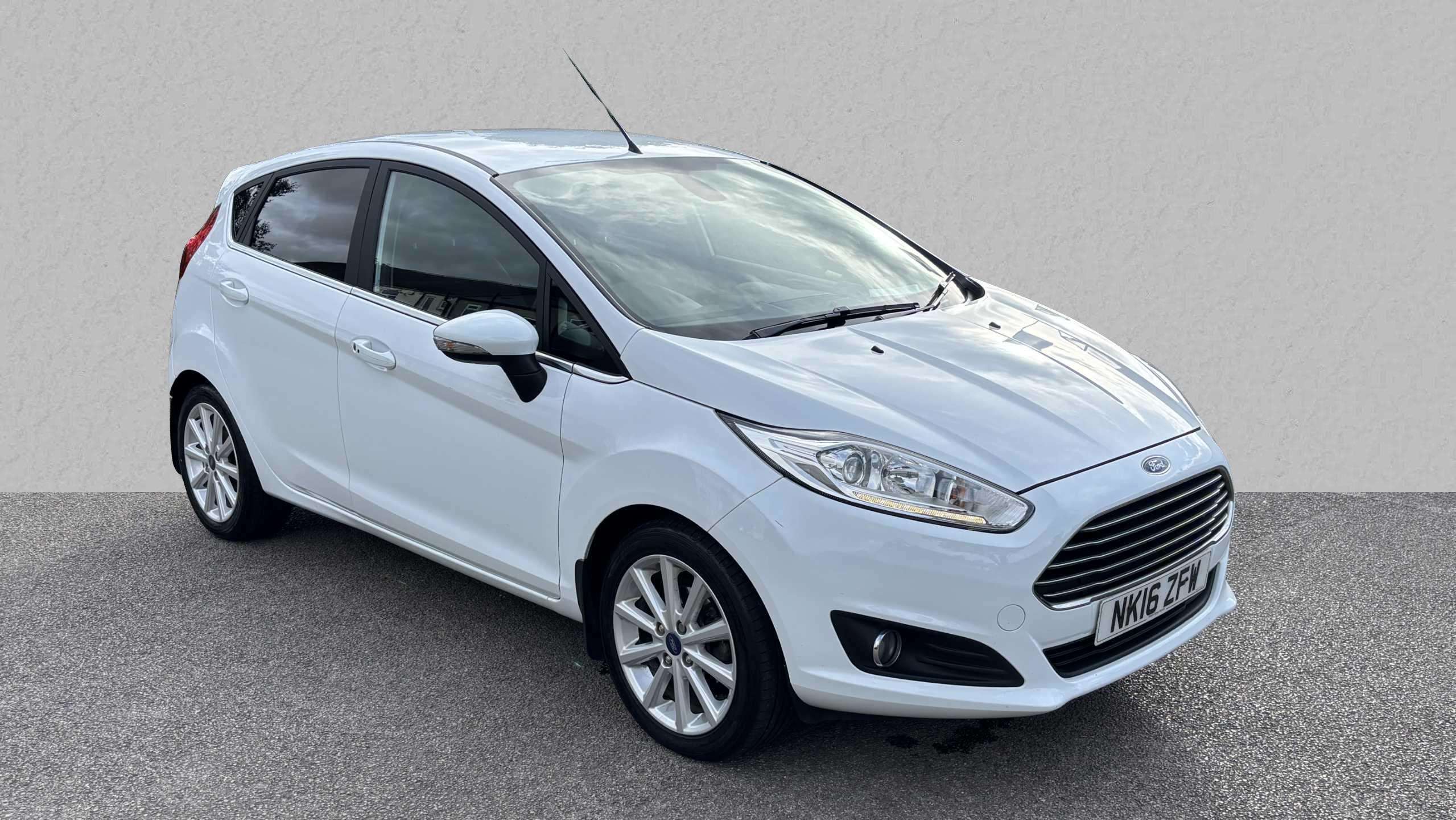 Main listing image - Ford Fiesta
