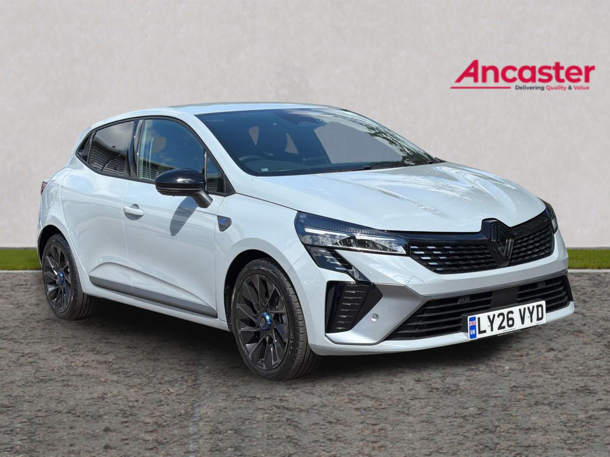 Main listing image - Renault Clio