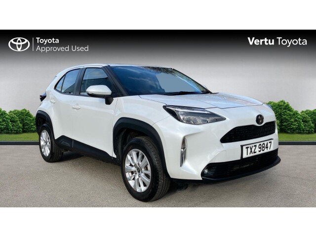 Main listing image - Toyota Yaris Cross