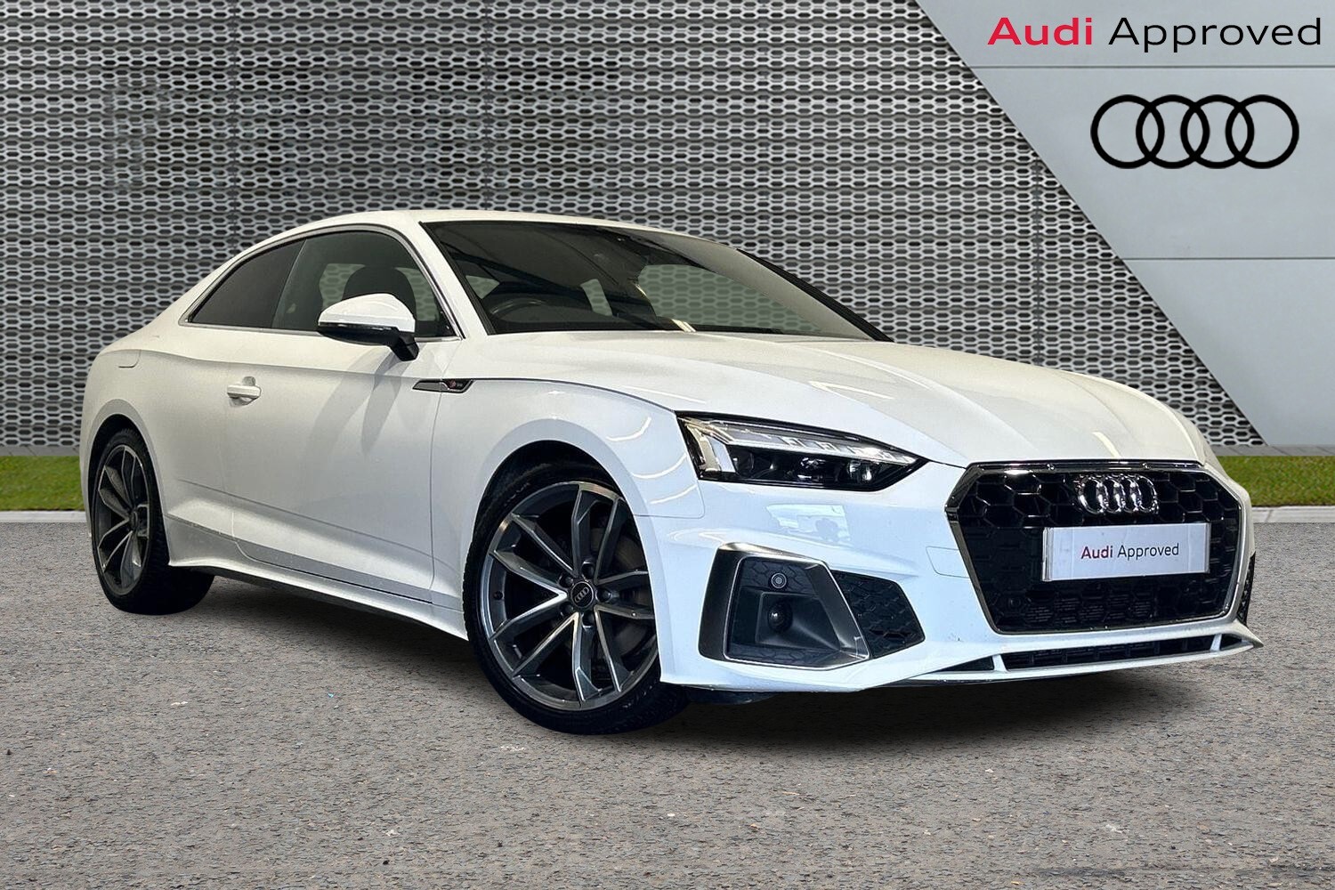 Main listing image - Audi A5