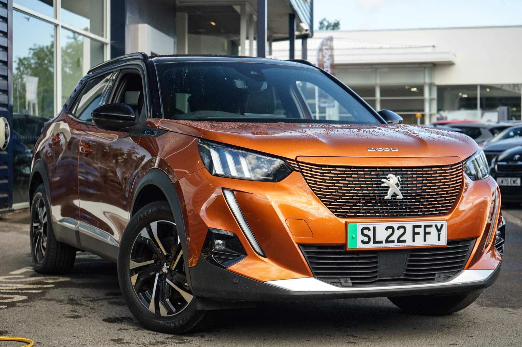 Main listing image - Peugeot 2008