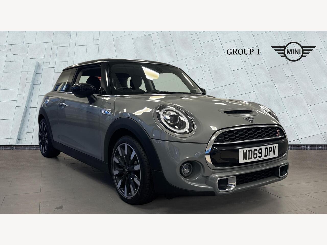 Main listing image - MINI Hatchback