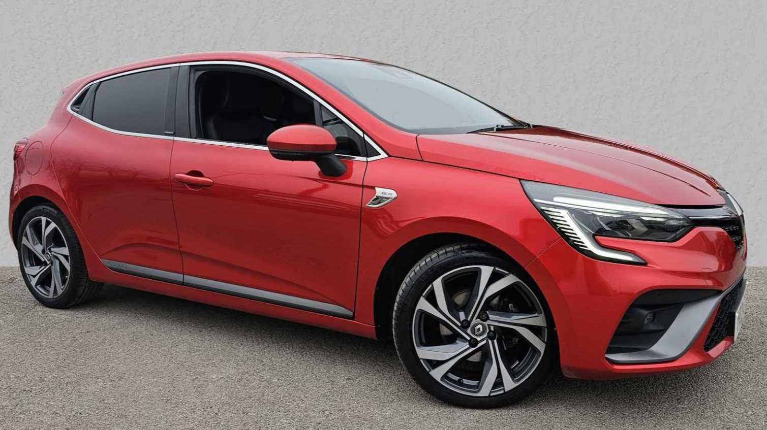 Main listing image - Renault Clio