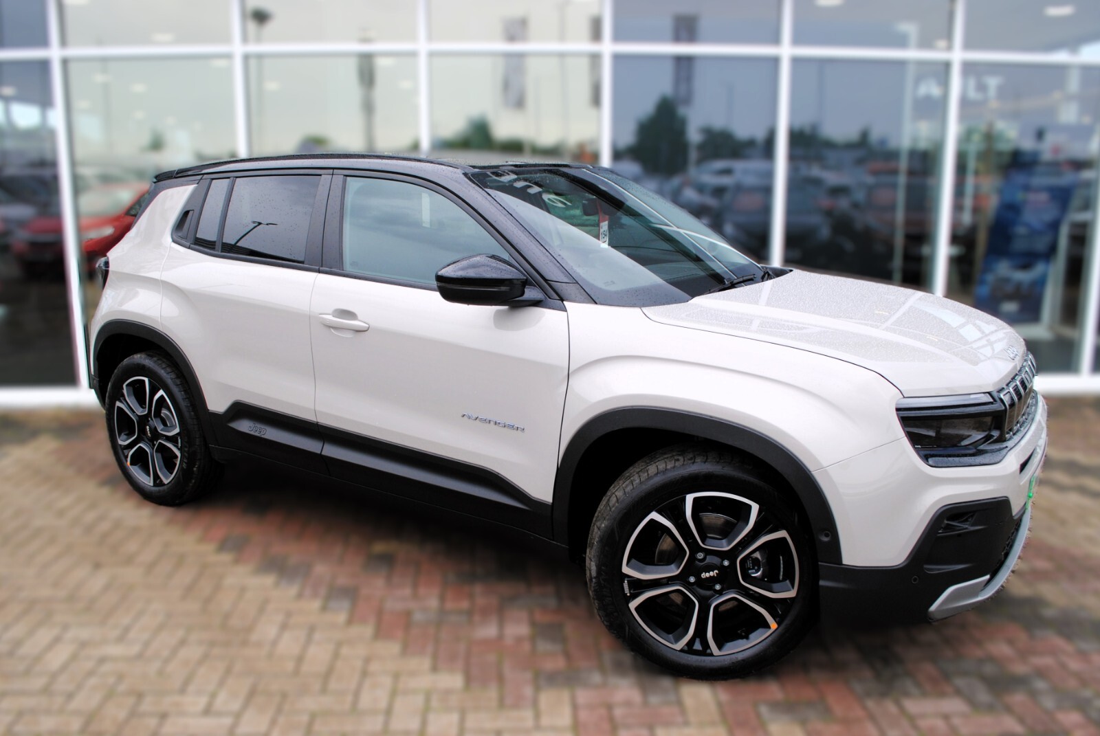 Main listing image - Jeep Avenger