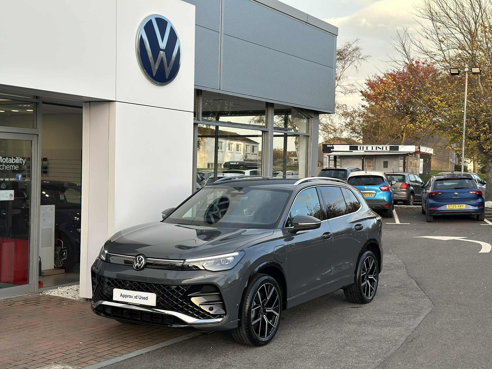 Main listing image - Volkswagen Tiguan