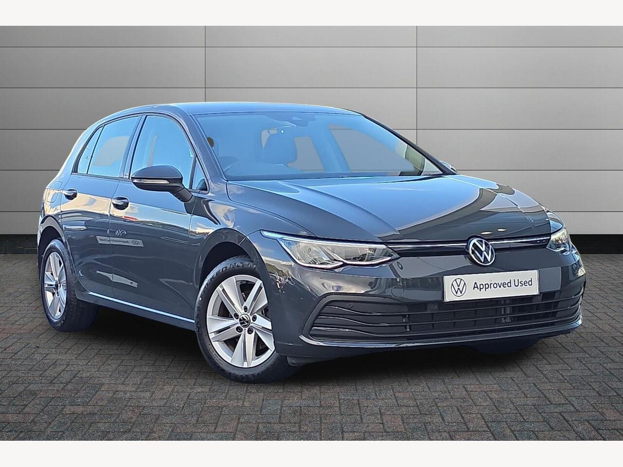 Main listing image - Volkswagen Golf