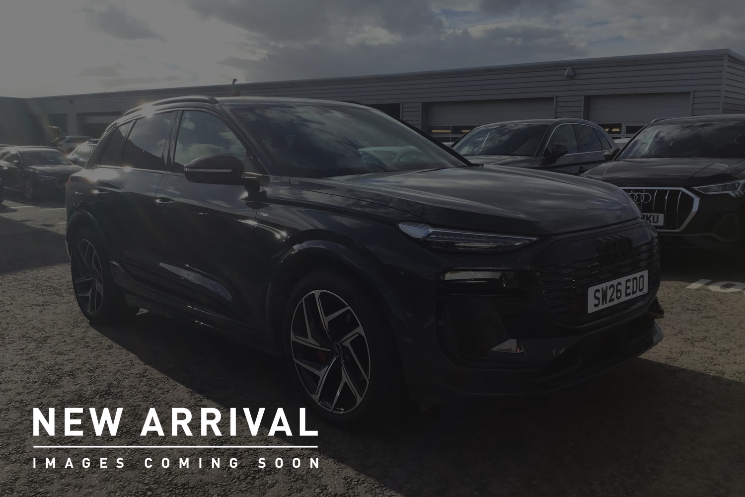 Main listing image - Audi Q6