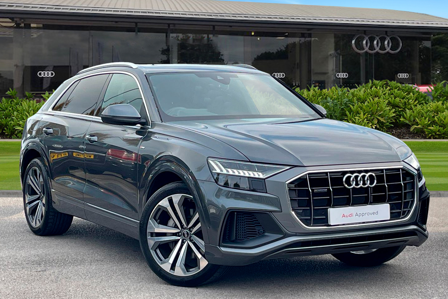 Main listing image - Audi Q8