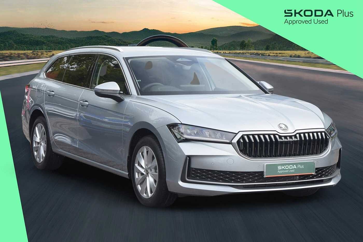 Main listing image - Skoda Superb Estate