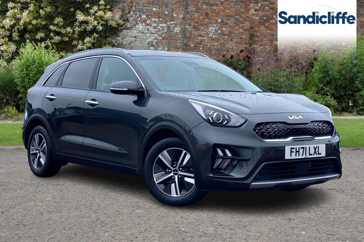 Main listing image - Kia Niro