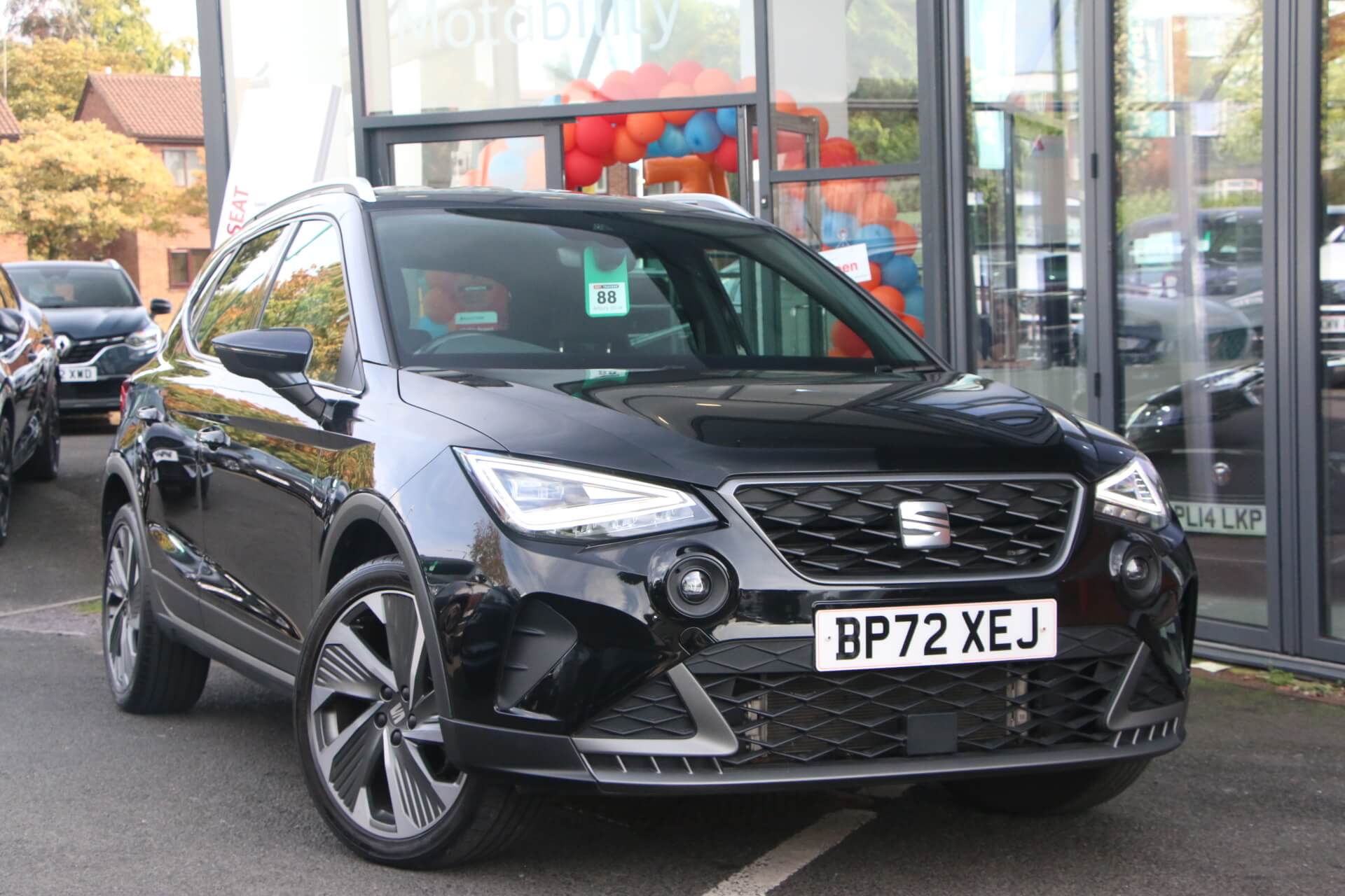 Main listing image - SEAT Arona