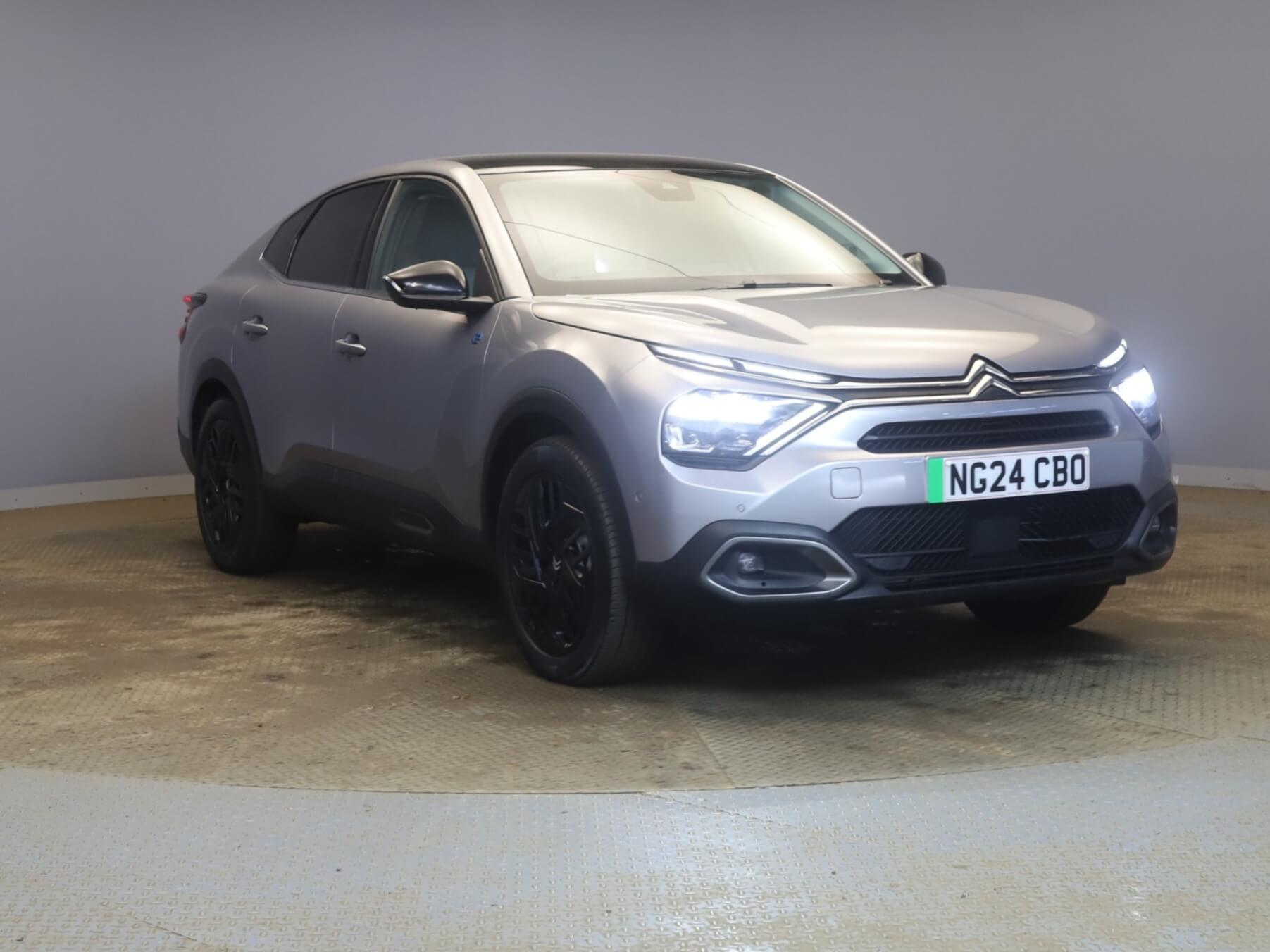 Main listing image - Citroen C4 X