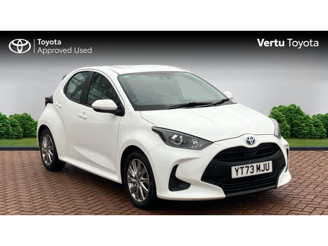 Main listing image - Toyota Yaris