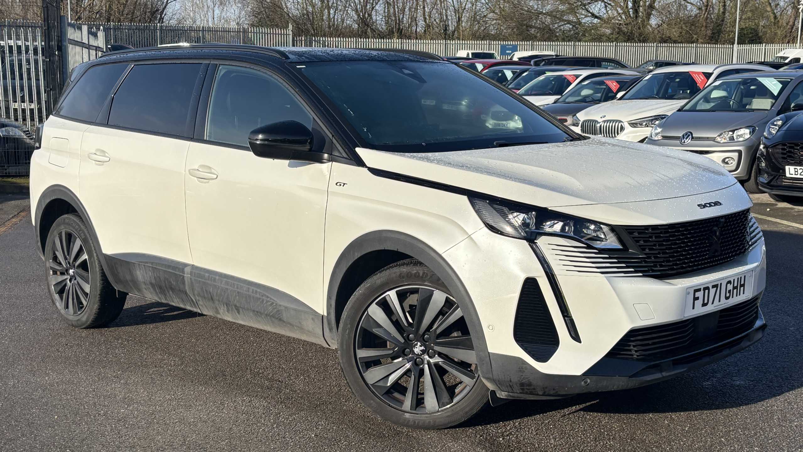 Main listing image - Peugeot 5008