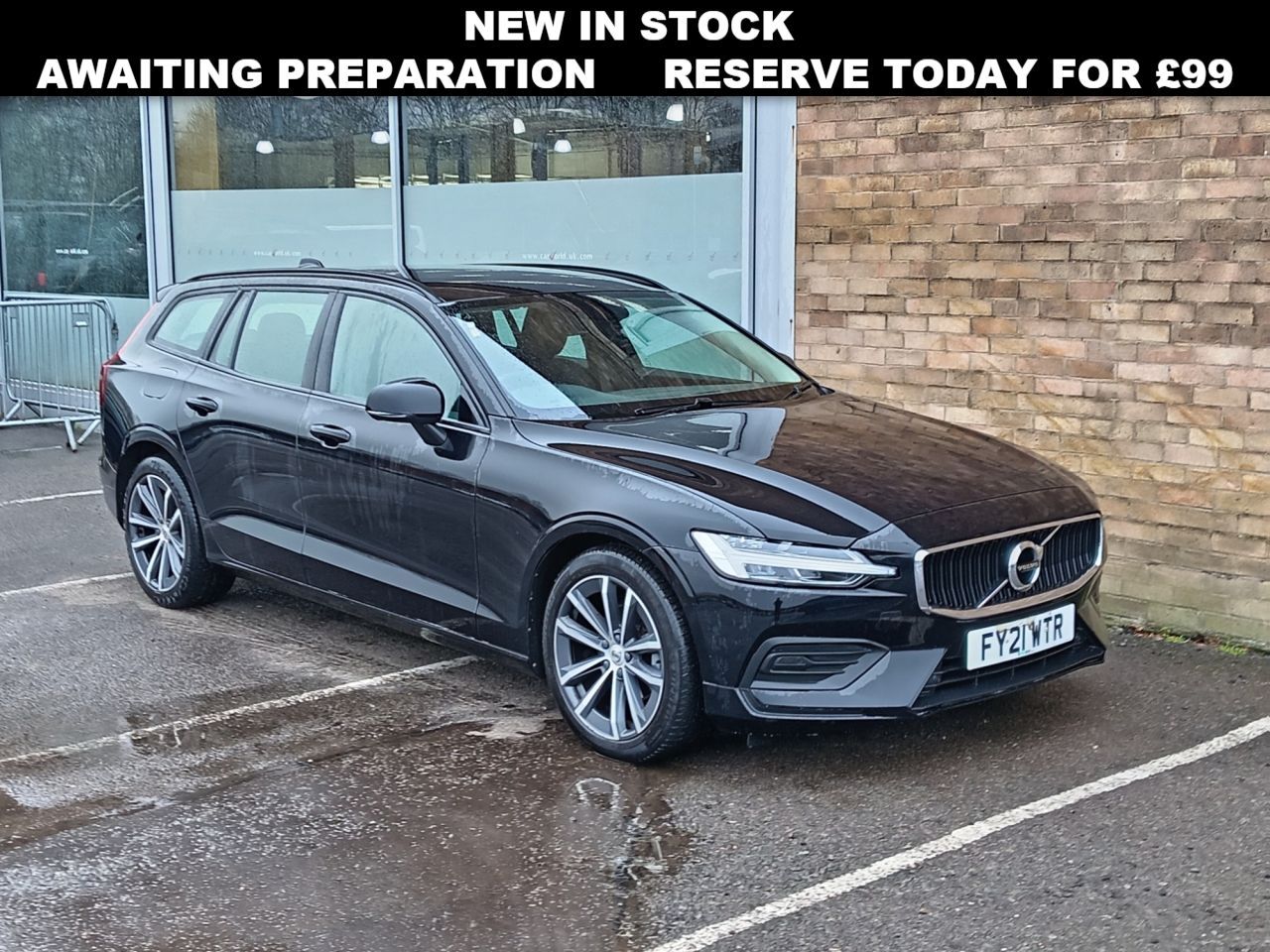 Main listing image - Volvo V60