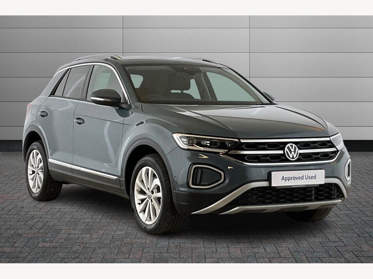 Main listing image - Volkswagen T-Roc