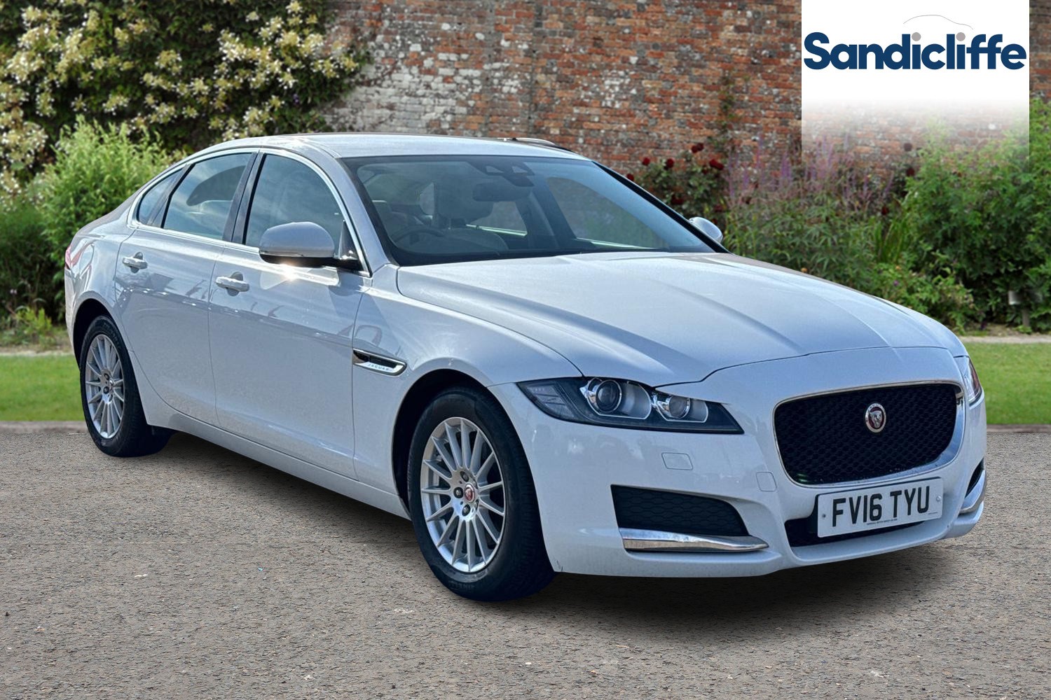 Main listing image - Jaguar XF