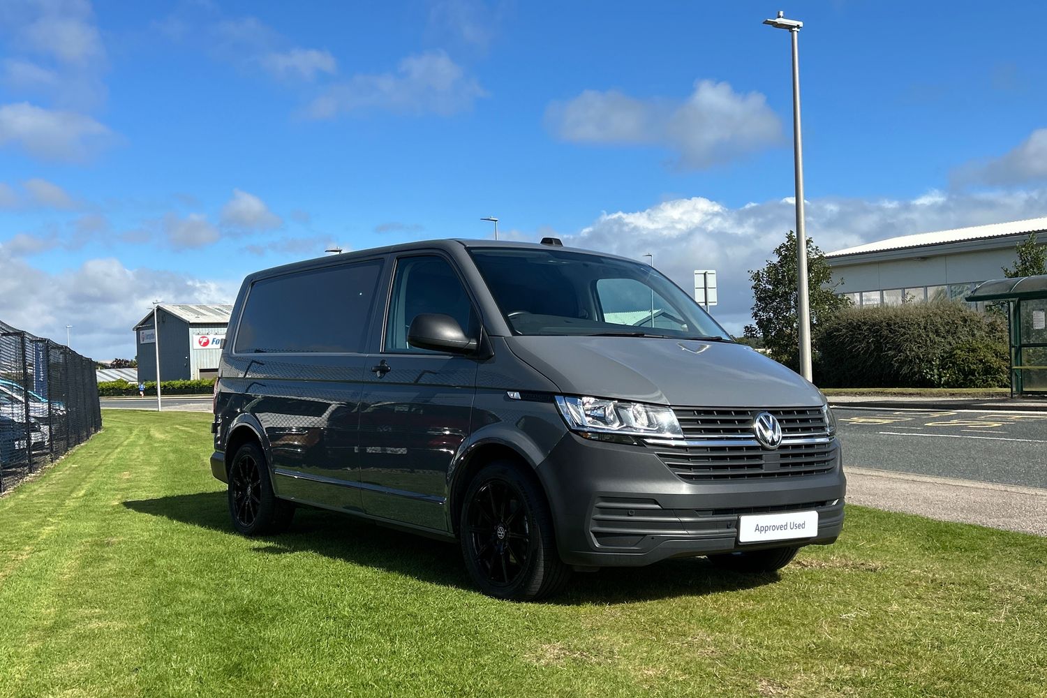 Main listing image - Volkswagen Transporter