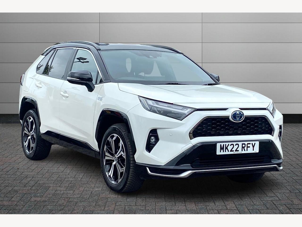 Main listing image - Toyota RAV4
