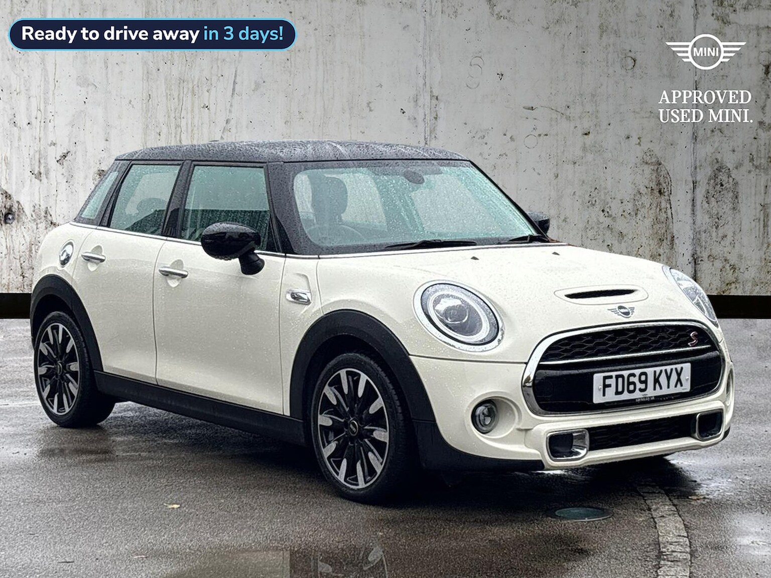 Main listing image - MINI Hatchback 5dr