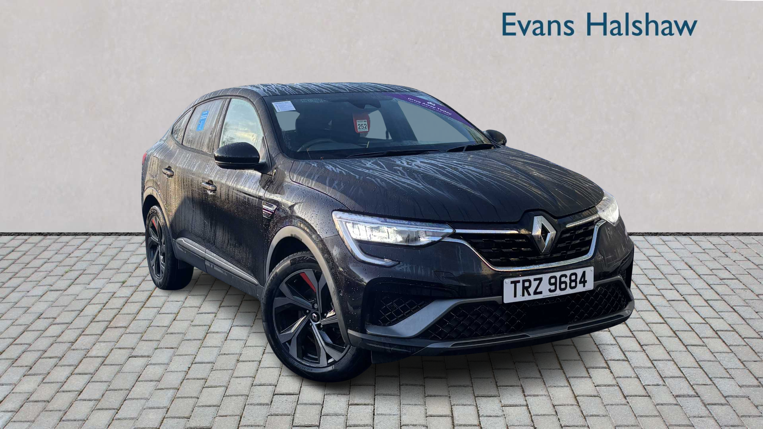 Main listing image - Renault Arkana